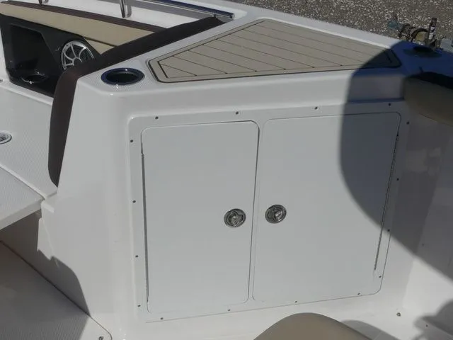 Slide: The Image of Yamaha 255 FSH® SPORT E 2022 - 12