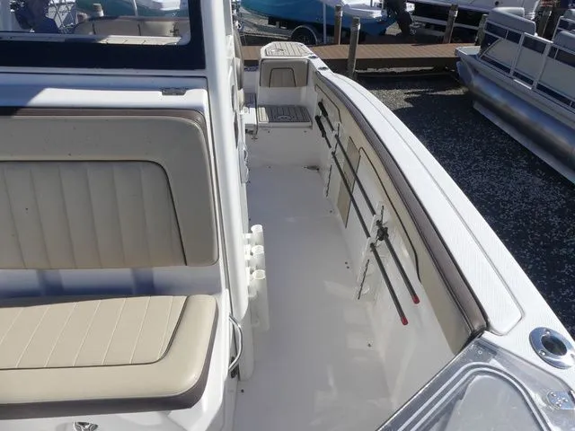 Slide: The Image of Yamaha 255 FSH® SPORT E 2022 - 16