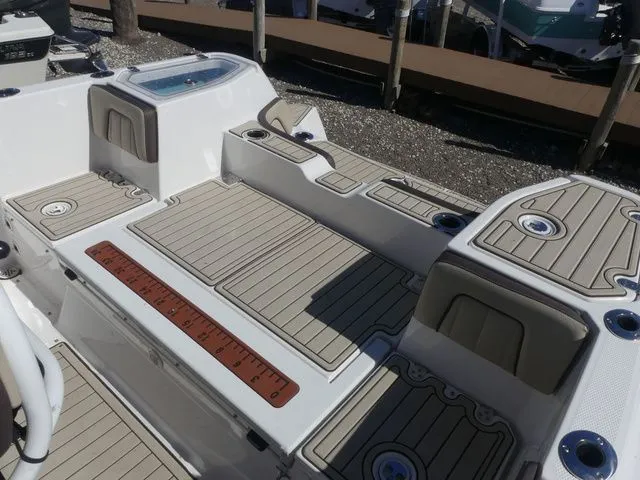 Slide: The Image of Yamaha 255 FSH® SPORT E 2022 - 21