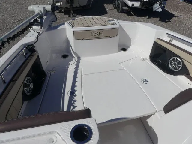 Slide: The Image of Yamaha 255 FSH® SPORT E 2022 - 9