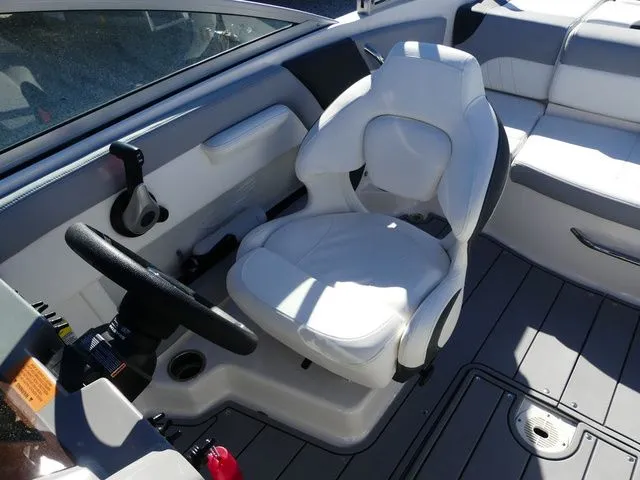 Slide: The Image of Chaparral 21 SSi OB 2024 - 10