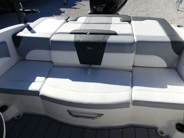 Slide: The Image of Chaparral 21 SSi OB 2024 - 5