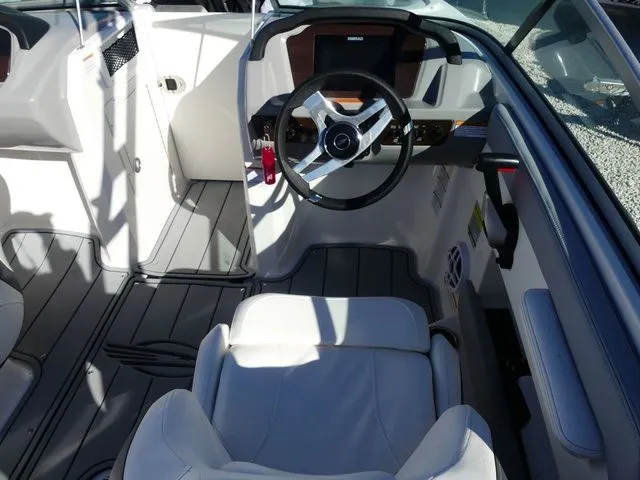 Slide: The Image of Chaparral 21 SSi OB 2024 - 7