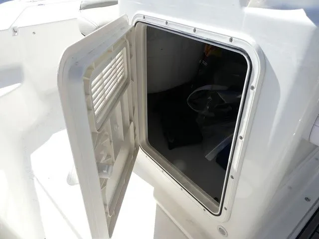 Slide: The Image of Key West 1720 Center Console 2026 - 13