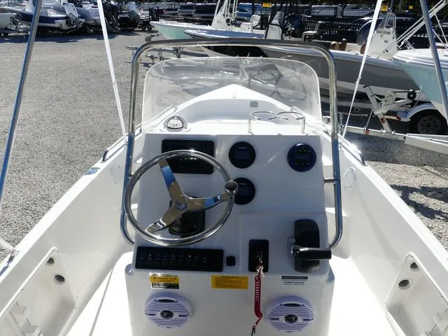 Slide: The Image of Key West 1720 Center Console 2026 - 7