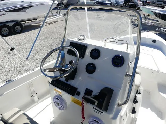 Slide: The Image of Key West 1720 Center Console 2026 - 8