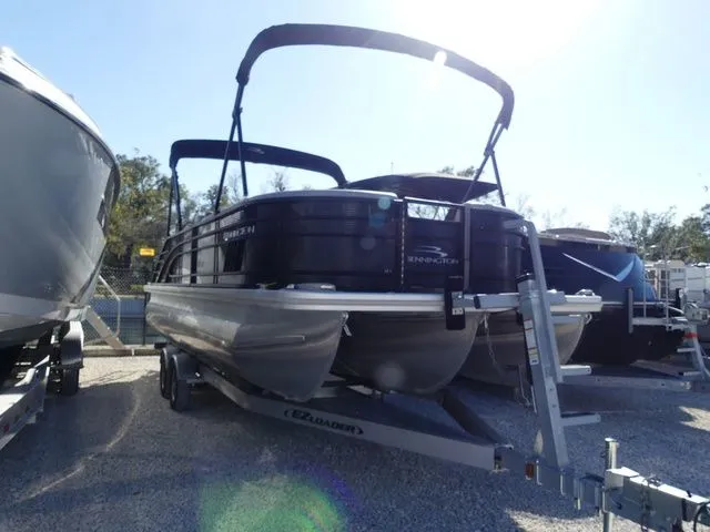 Slide: The Image of Bennington 24 LSB 2022 - 2