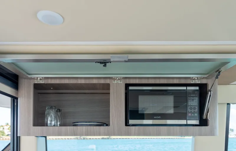 Slide: The Image of Regal 38 Grande Coupe 2020 - 17