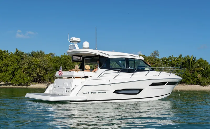 Slide: The Image of Regal 38 Grande Coupe 2020 - 3