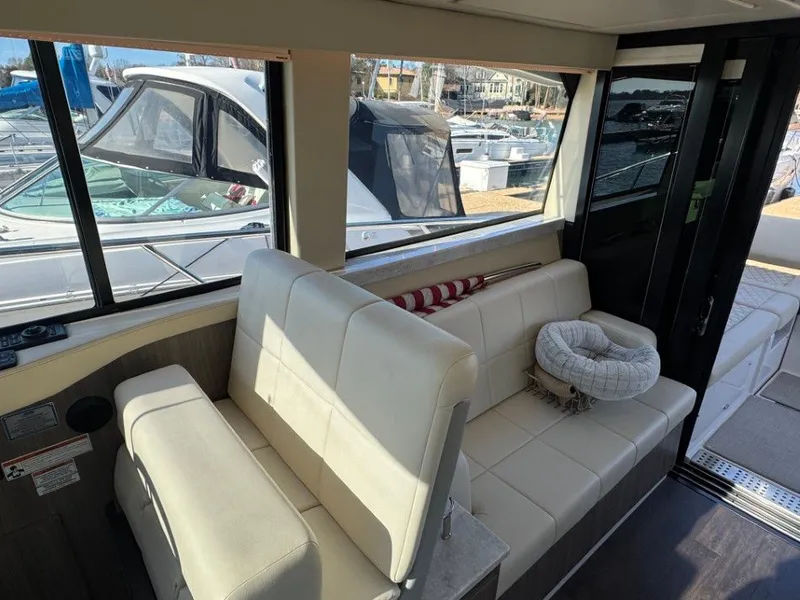 Slide: The Image of Regal 38 Grande Coupe 2020 - 31