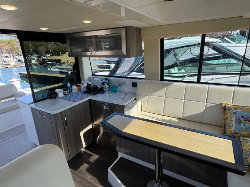 Slide: The Image of Regal 38 Grande Coupe 2020 - 35