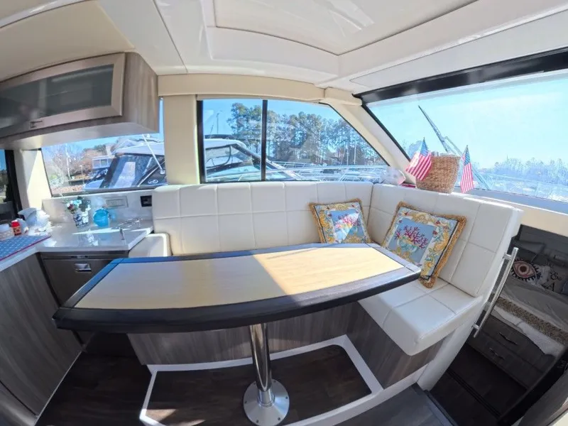 Slide: The Image of Regal 38 Grande Coupe 2020 - 37