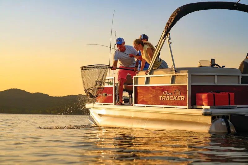 Slide: The Image of Sun Tracker Bass Buggy 16 XL Select 2026 - 76