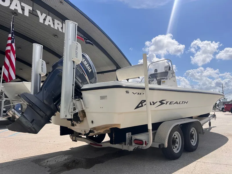 Slide: The Image of Bay Stealth 2430 2003 - 5