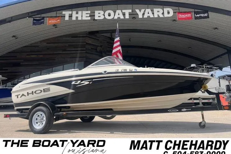 The Image of 2013 Tahoe Q5i boat on trailer at The Boat Yard, Louisiana. - 0