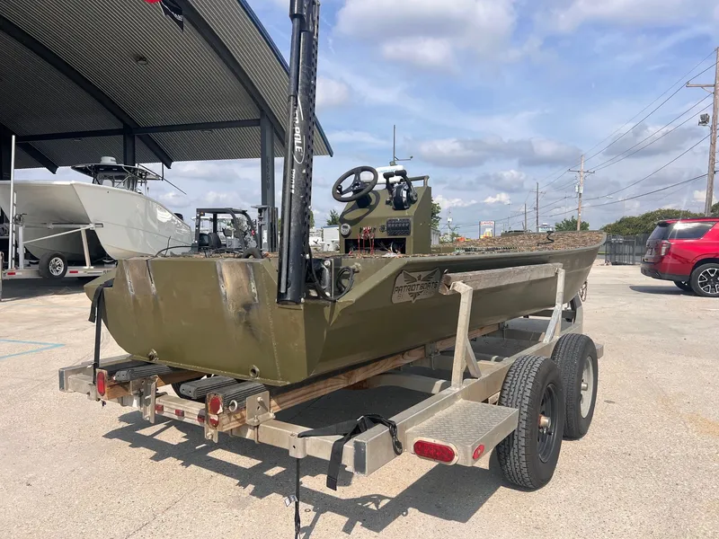 Slide: The Image of Patriot 22x60 2020 - 2