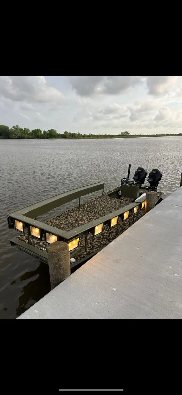 Slide: The Image of Patriot 22x60 2020 - 7