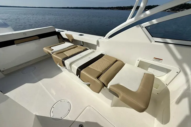Slide: The Image of 2018 Edgewater 248 CX - 26