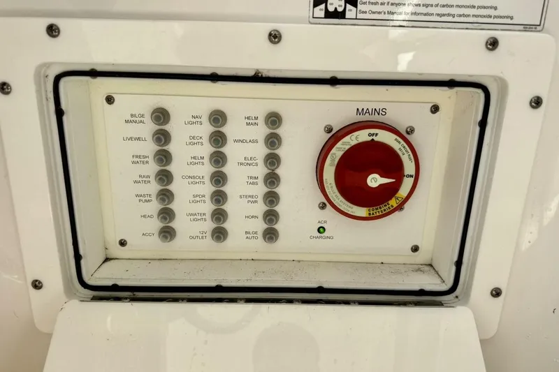 Slide: The Image of 2018 Edgewater 248 CX - 32