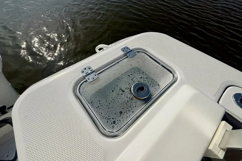 Slide: The Image of 2018 Edgewater 248 CX - 39