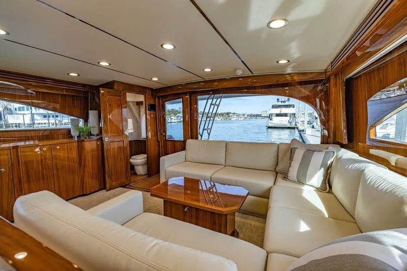 Slide: The Image of Viking 72 Convertible 2022 - 38