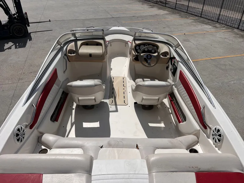 Slide: The Image of Glastron GT 205 2007 - 6