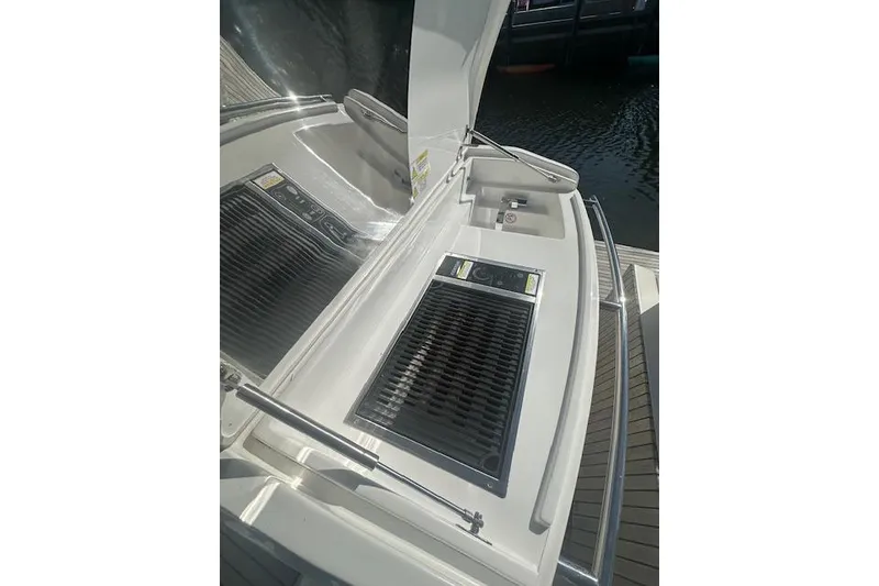 Slide: The Image of Outdoor grill and sink on 2023 Schaefer 400 yacht deck. - 61