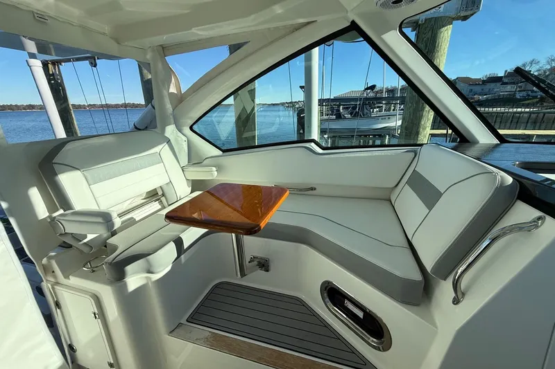 Slide: The Image of 2022 Pursuit DC 326 Dual Console - 17