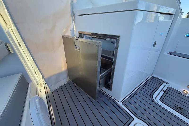 Slide: The Image of 2022 Pursuit DC 326 Dual Console - 21