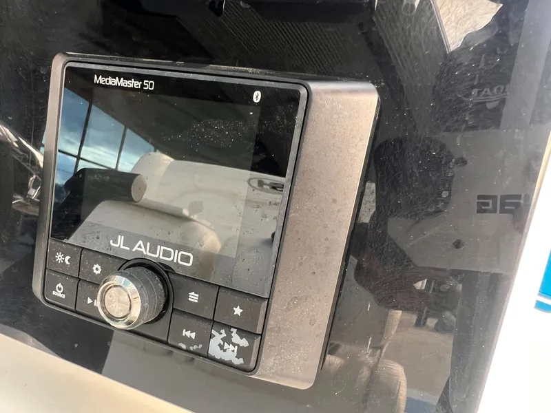 Slide: The Image of Sea Hunt BX 22 BR 2019 - 10