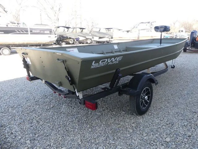 Slide: The Image of Lowe L1852MT Aura Jon 2026 - 5