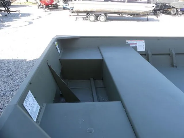 Slide: The Image of Lowe L1852MT Aura Jon 2026 - 8