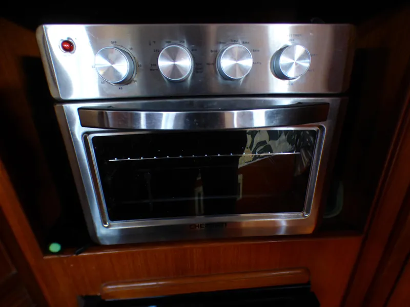 Slide: The Image of Spindrift 39 ft. Aft Cabin Twin Diesel 1984 - 52