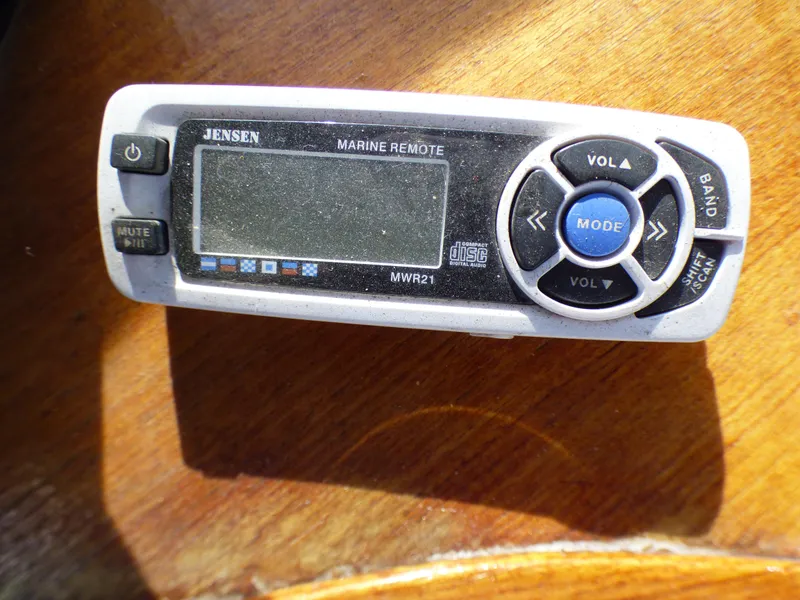 Slide: The Image of Spindrift 39 ft. Aft Cabin Twin Diesel 1984 - 70