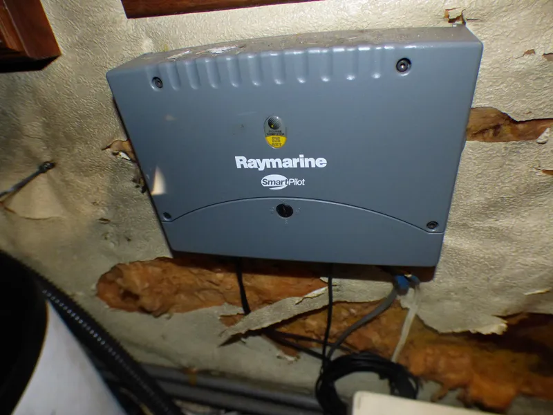 Slide: The Image of Raymarine Smart Pilot Control Unit in Engine Room - 71