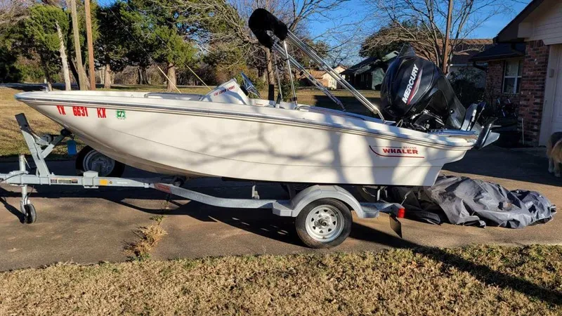 The Image of Boston Whaler Super Sport 2023 - 0