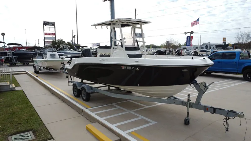 Slide: The Image of Bayliner Trophy T22CC 2022 - 8