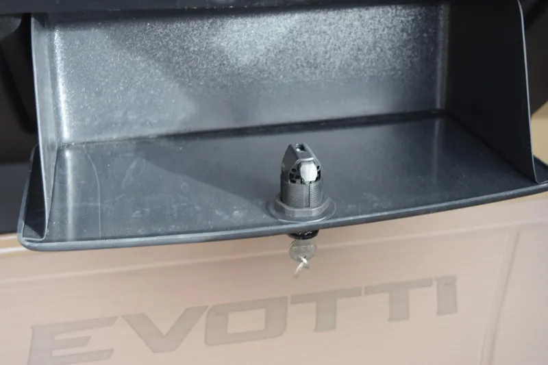 Slide: The Image of Evotti 525QL 2026 model with secure locking mechanism and key. - 27