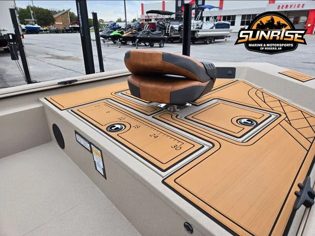 Slide: The Image of Avid ROGUE 18 SC 2026 - 10