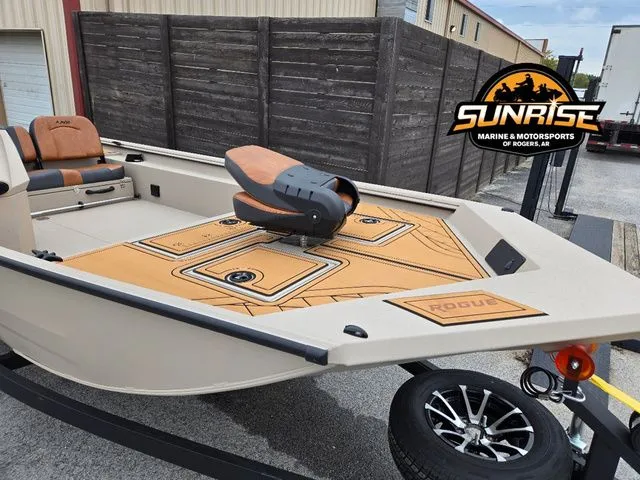 Slide: The Image of Avid ROGUE 18 SC 2026 - 11