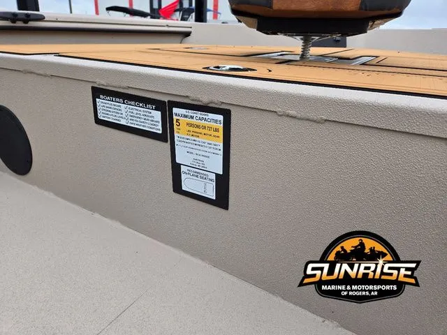 Slide: The Image of Avid ROGUE 18 SC 2026 - 8