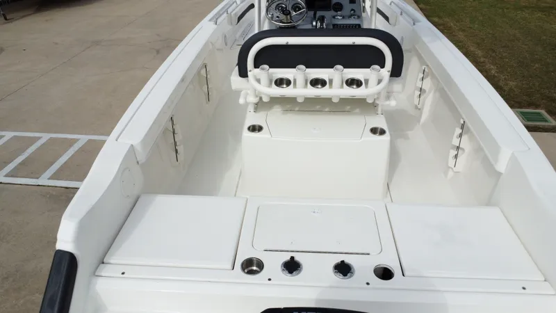 Slide: The Image of Bayliner Trophy T22CC 2022 - 28