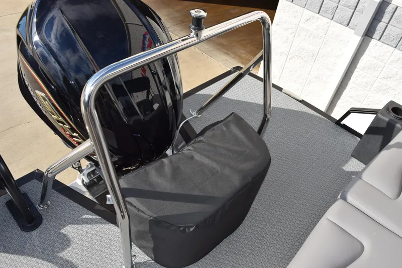 Slide: The Image of Evotti 523CS 2026 boat engine with protective cover and railing. - 8