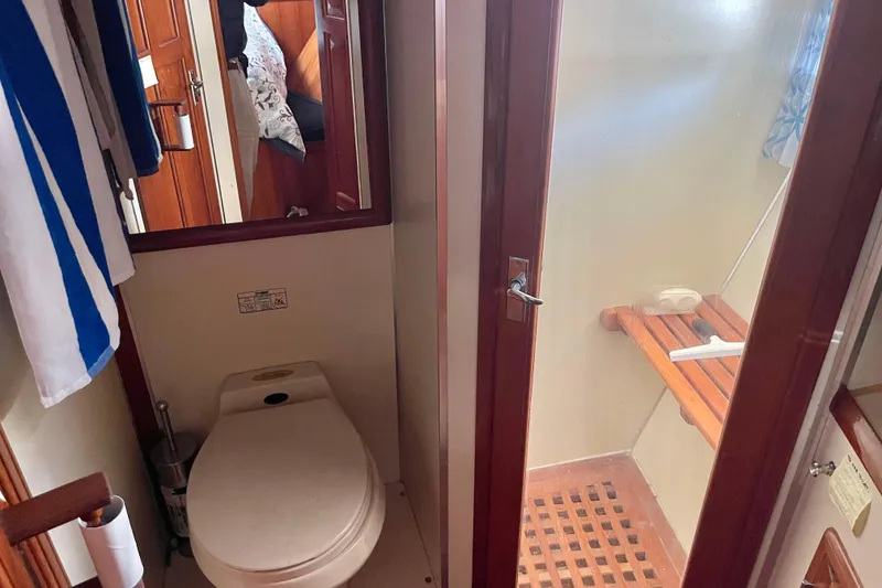 Slide: The Image of Bathroom interior of 1990 Spindrift Cockpit Motoryacht with shower and toilet. - 53