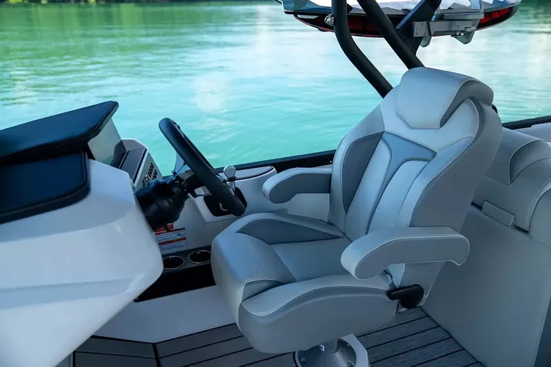 Slide: The Image of Montara 25 SL 2026 - 6