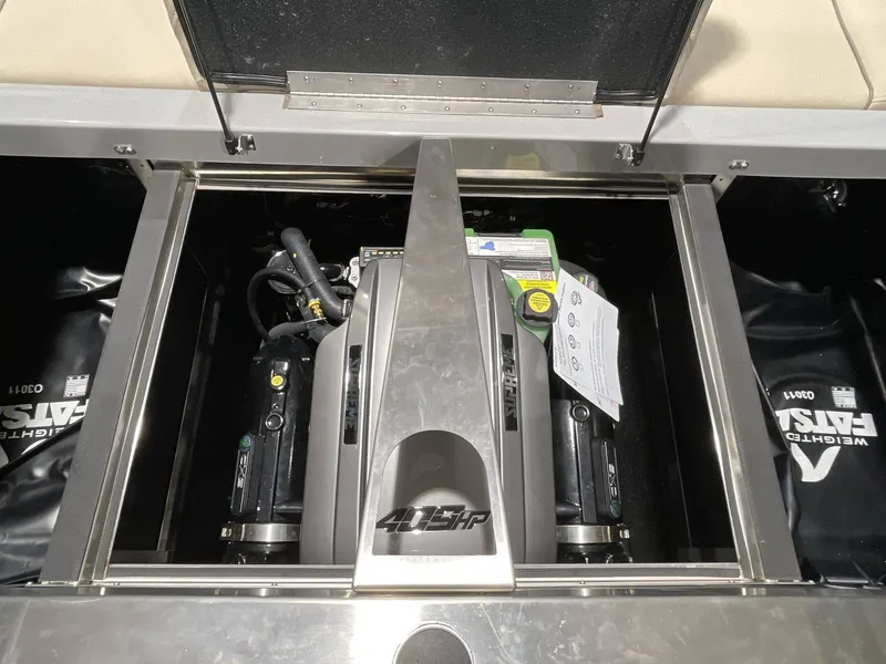 Slide: The Image of Supreme S220 2026 - 17