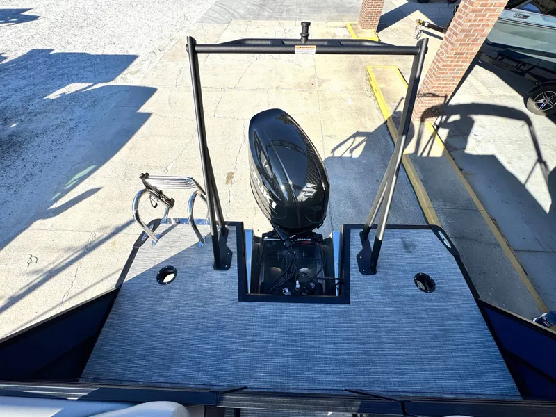 Slide: The Image of Viaggio V22U 2025 - 8