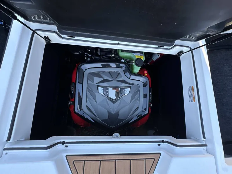 Slide: The Image of Nautique Super Air Nautique GS22 2026 - 13