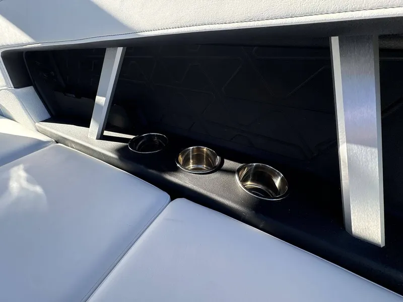 Slide: The Image of Nautique Super Air Nautique GS22 2026 - 29