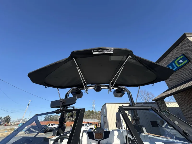 Slide: The Image of Nautique Super Air Nautique GS22 2026 - 4